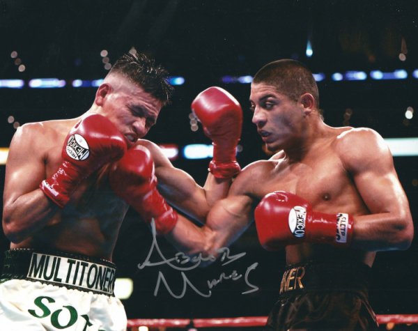 Abner Mares Autographed Signed 8X10 Boxing Photo - Autographs 