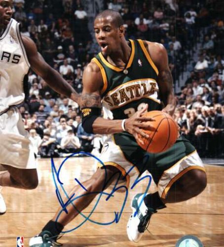 Antonio Daniels Autographed Signed 8X10 Seattle Super Sonics Photo - Autographs 