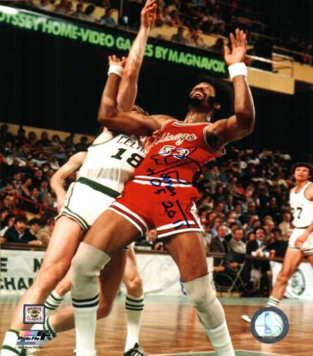 Artis Gilmore Autographed Signed 16X20 Chicago Bulls Photo - Autographs 