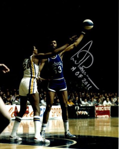 Artis Gilmore Autographed Signed 8X10 Kentucky Colonels Photo - Autographs 