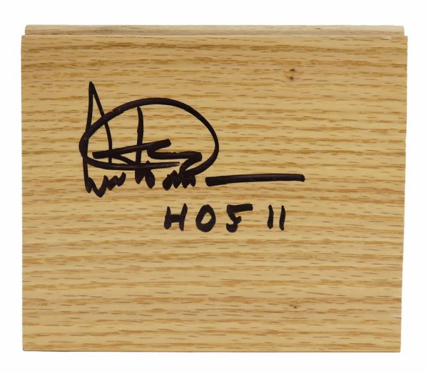 Artis Gilmore Signed 5x6 Floor Piece w/HOF'11