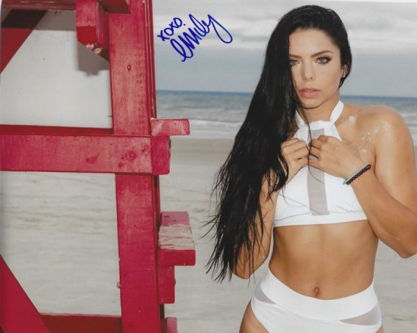 Autographed Signed Emily Miller UFC & Mma Ring Girl 8X10 Photo With COA - Autographs 