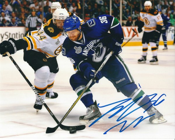 Autographed Signed Jannick Hansen 8X10 Vancouver Canucks Photos - Autographs