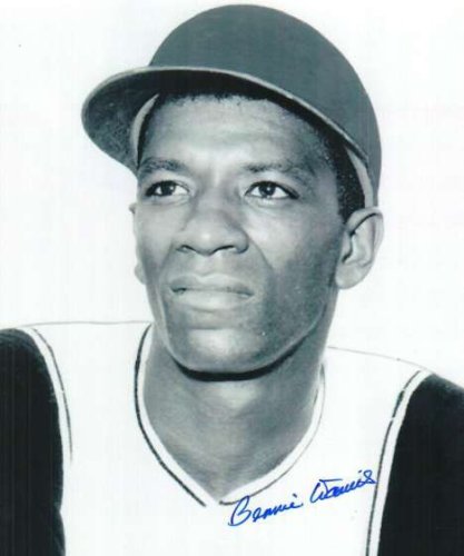 Bennie Daniels Autographed Signed Photo - Pittsburgh Pirates - Autographs 