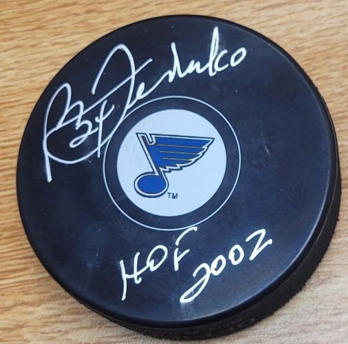 Bernie Federko Autographed Signed "HOF 2002" St. Louis Blues Hockey Puck - Autographs