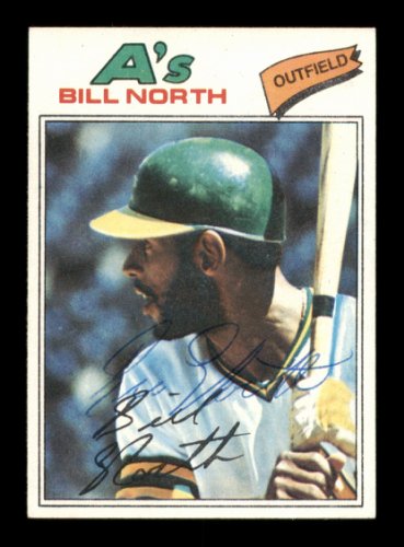 Bill North Autographed 1977 Topps Card #551 Oakland A's #205204