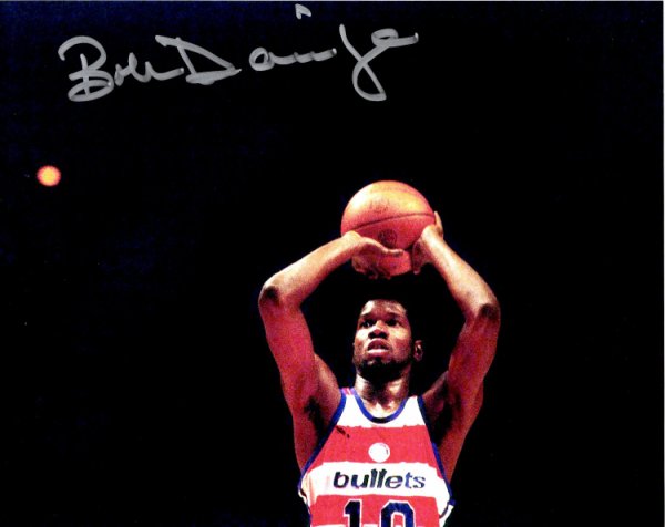Bob Dandridge Autographed Signed 8X10 Washington Bullets Photo - Autographs 