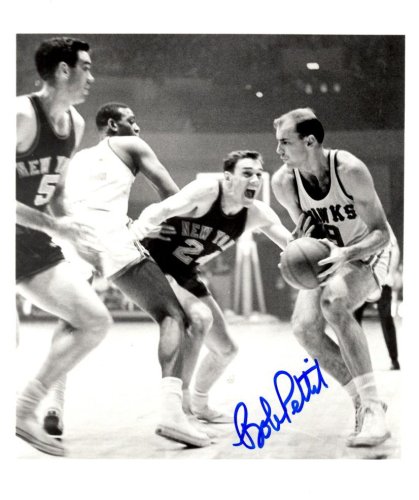 Bob Pettit Autographed Signed 8X10 St Louis Hawks Photo - Autographs
