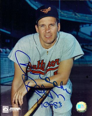 Brooks Robinson Autographed Signed HOF'r 8X10 Baltimore Orioles Photo - Autographs 
