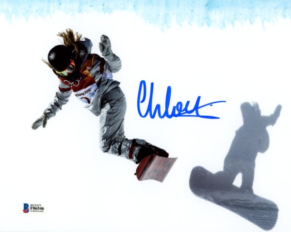 Chloe Kim Autographed Signed 8X10 Photo Team Usa Women's Snowboarding 2018 Winter Olympics Beckett Beckett 