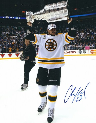 Chris Kelly Autographed Signed 8X10 Boston Bruins Photo - Autographs 