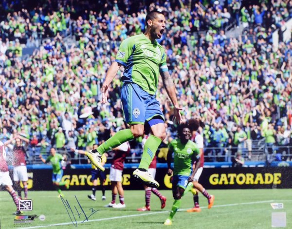 Clint Dempsey Autographed Signed 16X20 Photo Seattle Sounders Fanatics Holo #194856 