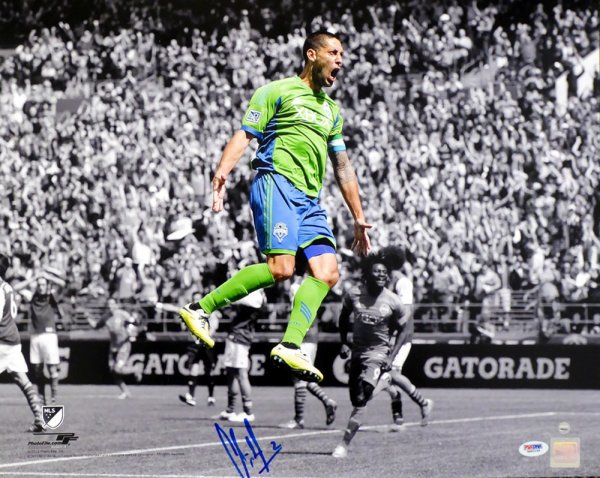 Clint Dempsey Autographed Signed 16X20 Photo Seattle Sounders PSA/DNA Itp #6A85246 