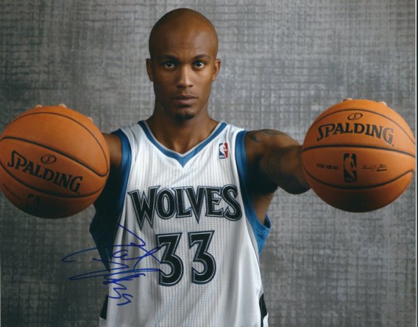 Dante Cunningham Autographed Signed 8X10 Minnesota Timberwolves Photo - Autographs