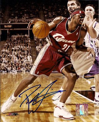 Darius Miles Autographed Signed Cleveland Cavaliers Photo - Autographs