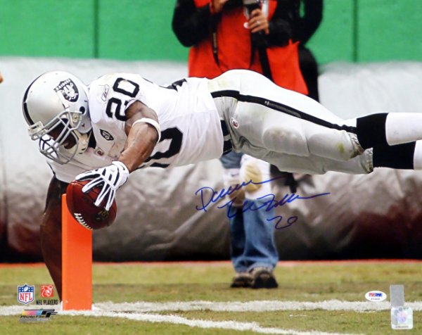 Darren Mcfadden Autographed Signed 16X20 Photo Oakland Raiders PSA/DNA 