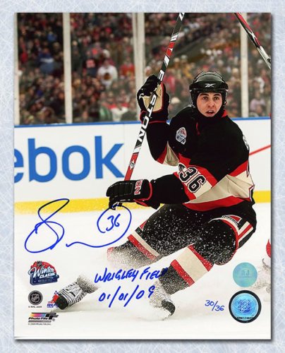 Dave Bolland Autographed Signed Chicago Blackhawks Winter Classic 8x10 Photo