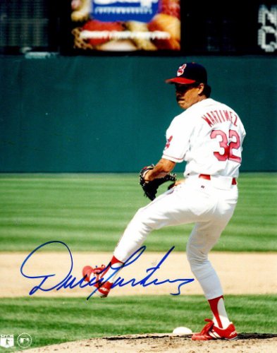 Dennis Martinez Autographed Signed 8X10 Cleveland Indians Photo - Autographs