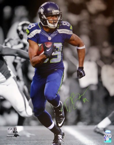 Doug Baldwin Autographed 16X20 Photo Seattle Seahawks In Green Mcs Holo #104872