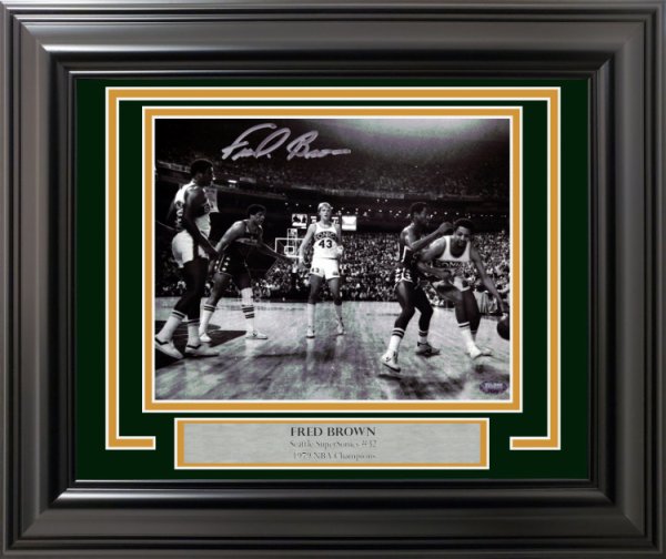Downtown Fred Brown Autographed Framed 8X10 Photo Seattle Supersonics Mcs Holo #200390