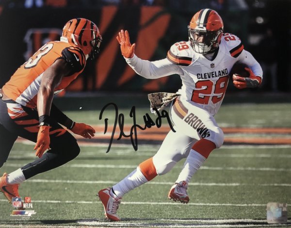Duke Johnson Autographed Memorabilia Signed Photo Jersey