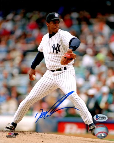 DOC GOODEN NEW YORK YANKEES 2000 WS CHAMPS ACTION SIGNED 8x10