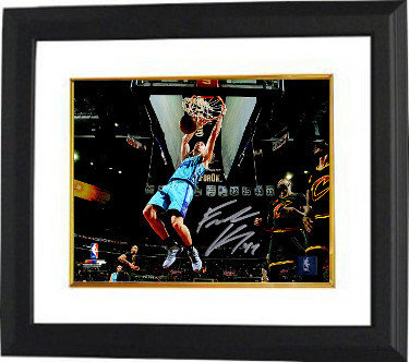 Frank Kaminsky Autographed Signed Charlotte Hornets 8x10 Photo Custom Framing w/ #44 - Schwartz Hologram (Slam Dunk) 
