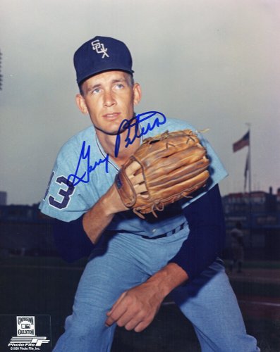 Gary Peters Autographed Signed Chicago White Sox Blue Jersey Pose 8x10 Photo