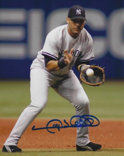 Gary Sheffield Autographed Signed 8X10 New York Yankees Photo - Autographs