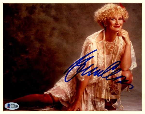 Glenn Close Autographed 8X10 Photo Actress Beckett Beckett