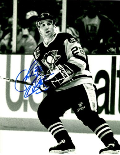 Gordie Roberts Autographed Signed 8X10 Pittsburgh Penguins Photo - Autographs