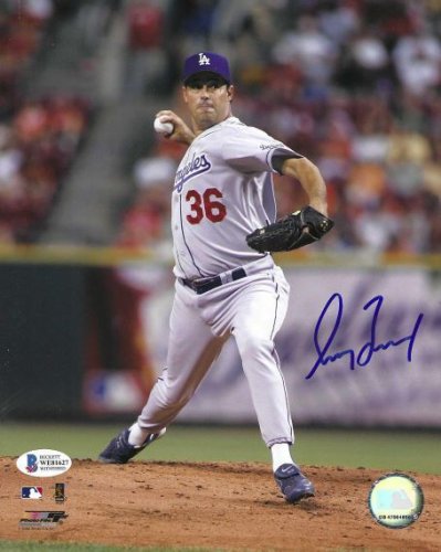 Greg Maddux Autographed Signed 8X10 Los Angeles Dodgers Photo Beckett Witness - Autographs