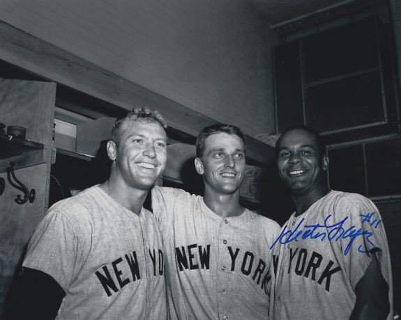 Hector Lopez Autographed Signed 8X10 New York Yankees Photo - Autographs