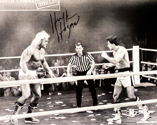 Hulk Hogan Autographed Signed 16X20 Photo Wwe Rocky Iii 3 Beckett Beckett Qr #215343 