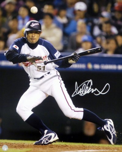 Ichiro Suzuki Autographed 16X20 Photo Wbc Japan Is Holo #77815