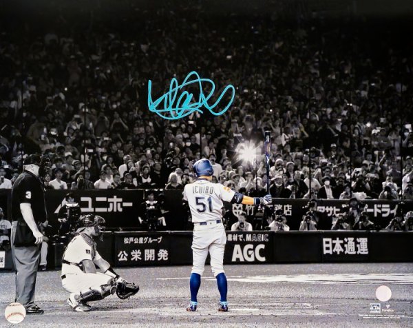 Ichiro Suzuki Autographed Signed 16X20 Photo Seattle Mariners Spotlight Tokyo Dome Last Game Is Holo #212174 