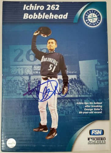 Ichiro Suzuki Autographed Signed 262 Hit Leader Bobblehead Box Seattle Mariners Is Holo #193658 