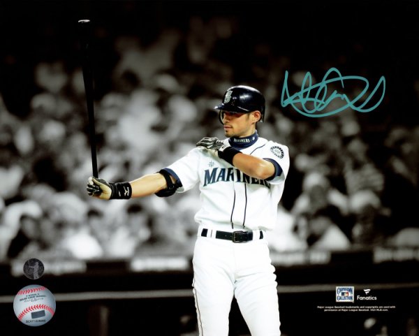 Ichiro Suzuki Autographed Signed 8X10 Photo Seattle Mariners Spotlight Is Holo #212169 