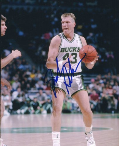 Jack Sikma Autographed Signed 8X10 Milwaukee Bucks Photo - Autographs 
