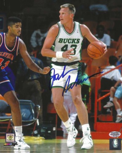 Jack Sikma Autographed Signed 8X10 Milwaukee Bucks Photo - Autographs 