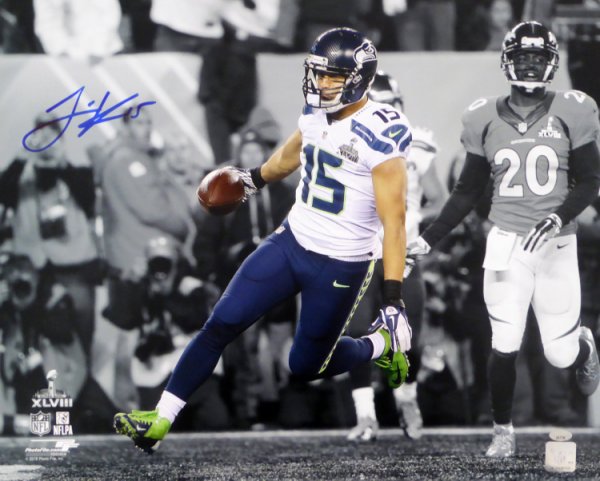 Jermaine Kearse Autographed Signed 16X20 Photo Seattle Seahawks Sb Xlviii Spotlight Mcs Holo #106301 