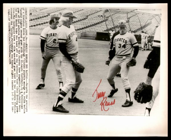 Jerry Reuss Autographed 8X10 Ap Photo Pittsburgh Pirates #185472