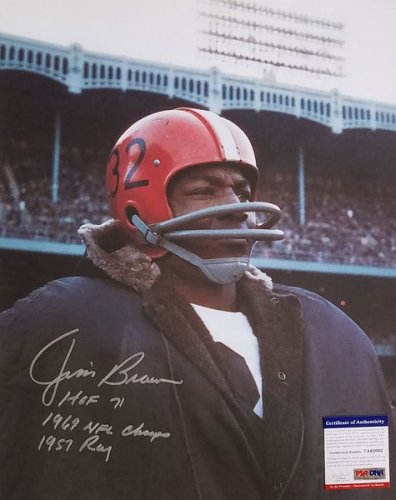 Jim Brown Autographed Cleveland Browns 16X20 Photo Beckett Authenticated PSA/DNA