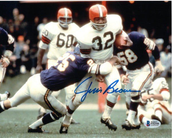Jim Brown Autographed Cleveland Browns 8X10 Photo Beckett Authenticated #1