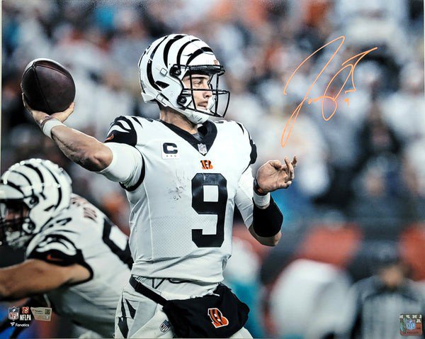 Joe Burrow Autographed Signed Cincinnati Bengals Alt 2022 16X20 Photo Beckett Witnessed 