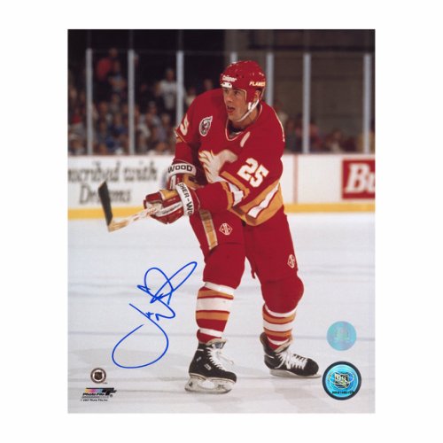 Joe Nieuwendyk Autographed Signed Calgary Flames Game Action 8x10 Photo