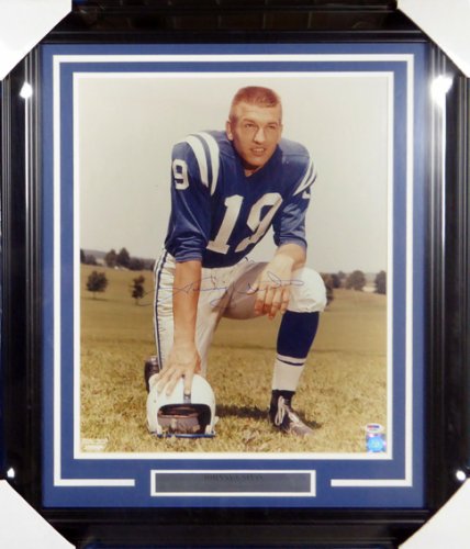 Johnny Unitas Autographed Framed 16X20 Photo Baltimore Colts PSA/DNA
