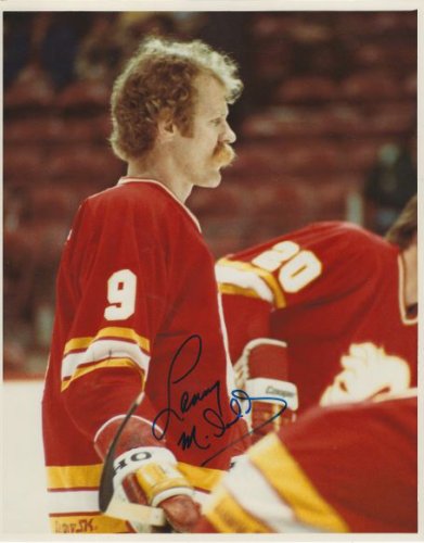 Lanny Mcdonald Autographed Signed 8X10 Calgary Flames Photo - Autographs