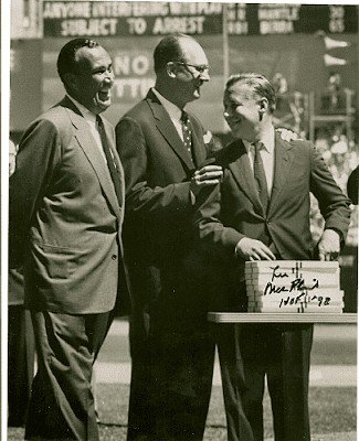 Lee Macphail Autographed Signed HOF'r Photo - Autographs