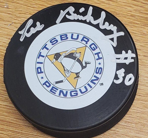 Les Binkley Autographed Signed Pittsburgh Penguins Hockey Puck - Autographs